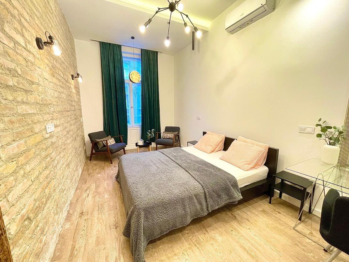 Dream Romance Residency - Finnish Sauna Βουδαπέστη Εξωτερικό φωτογραφία